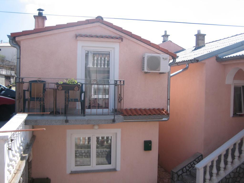 Apartment Monica Senj  Camera foto