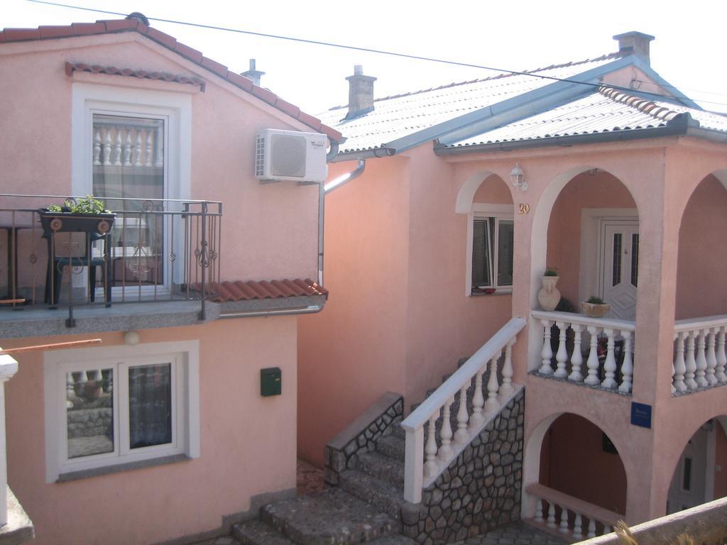 Apartment Monica Senj  Camera foto